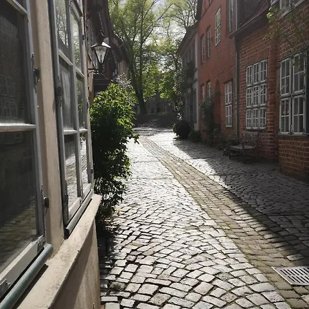 Апартаменты Ferienwohnung In Der Altstadt Линебург